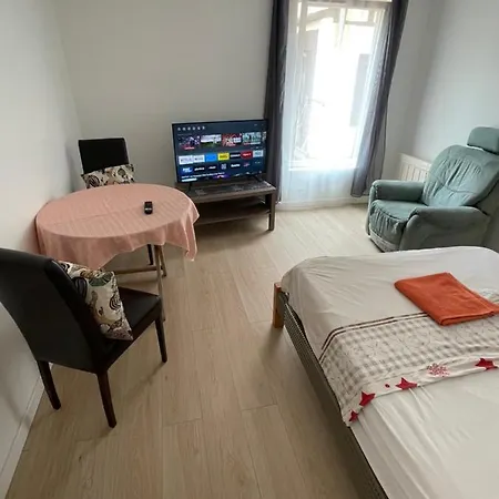 Апартаменты Grand Pour 1 Ou 2 Personnes *